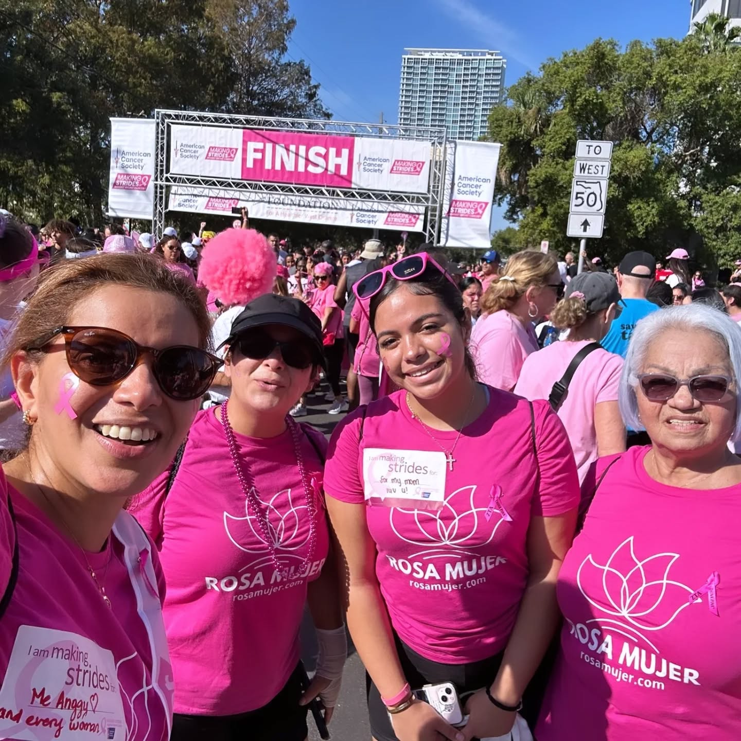 Momento de la caminata Rosa Mujer